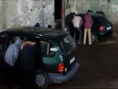आराध्य लेस्बियन एकमेकांना समाधान देत आहेत